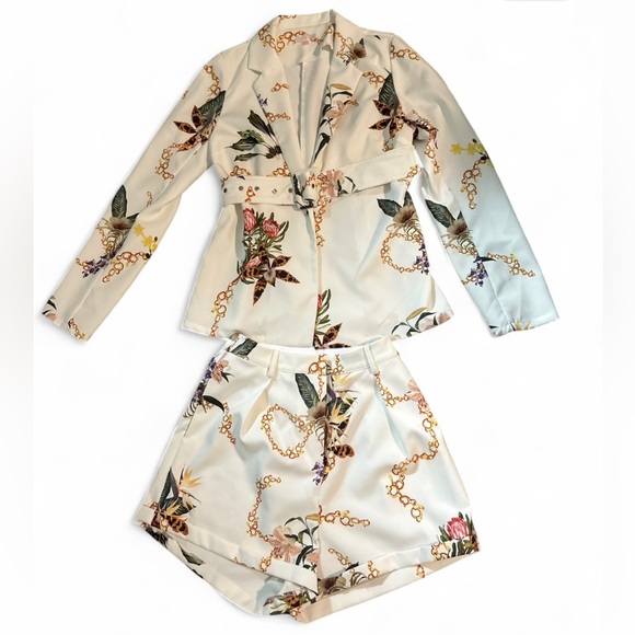 Luxxel Pants - LUXXEL Floral Chain Print Blazer & Shorts Set Belted + High Waist Short Size S